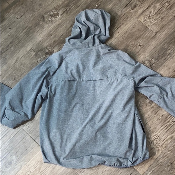 Wind-resistant Jacket - Picture 3 of 6